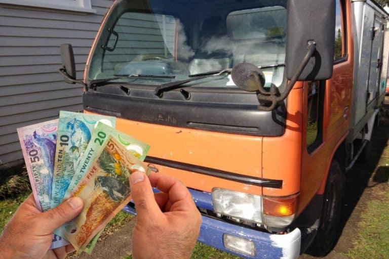 cash for wrecked cars in west auckland nz